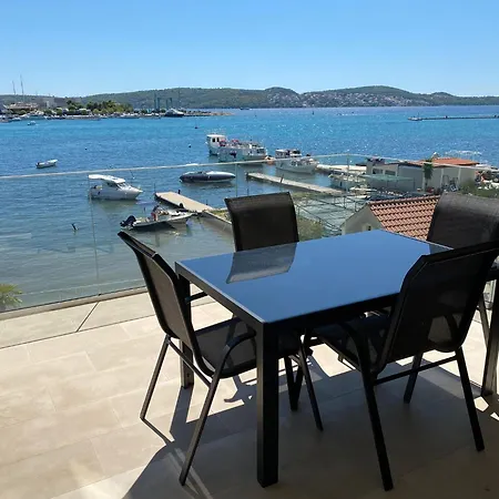 Royal Dutch 10 Trogir