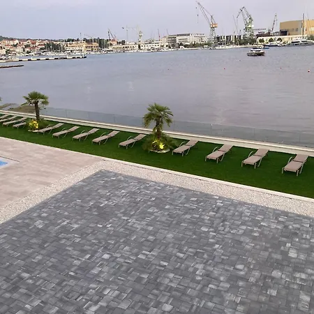 Apartmán Royal Dutch 10 *