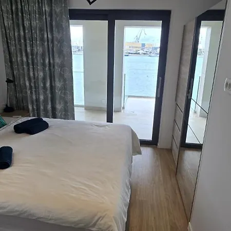 Apartmán Royal Dutch 10 *